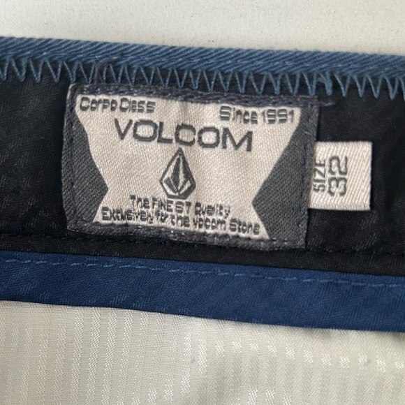 Volcom Men's Flat Front Chino Shorts Casual Blue Size 32 - Picture 10 of 16